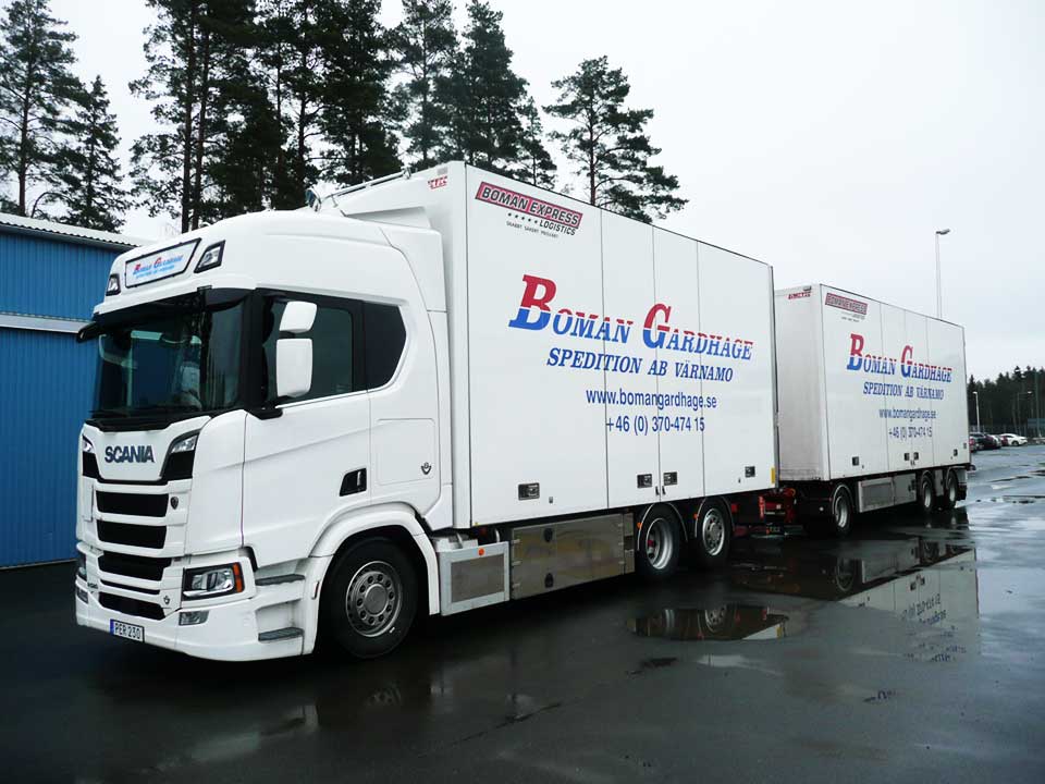 Internationella transporter och expresstransporter